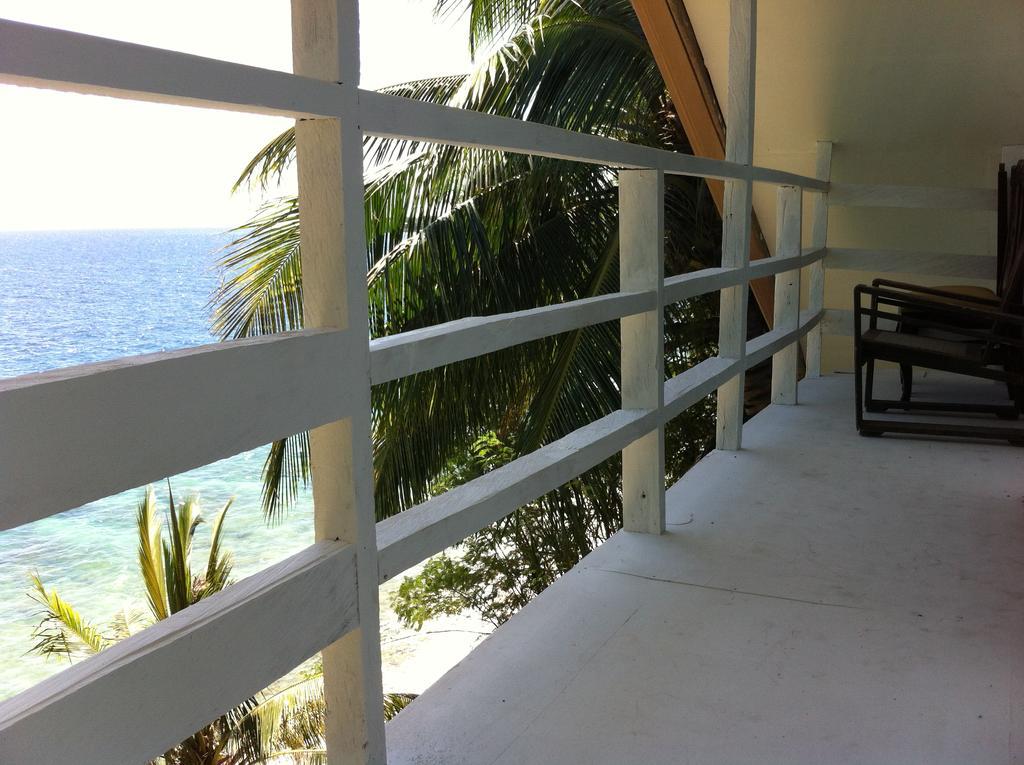 La Bella Beach House Boljoon Экстерьер фото