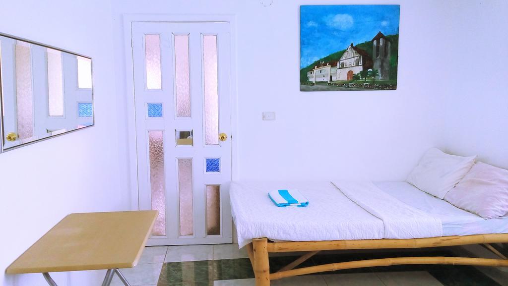 La Bella Beach House Boljoon Экстерьер фото