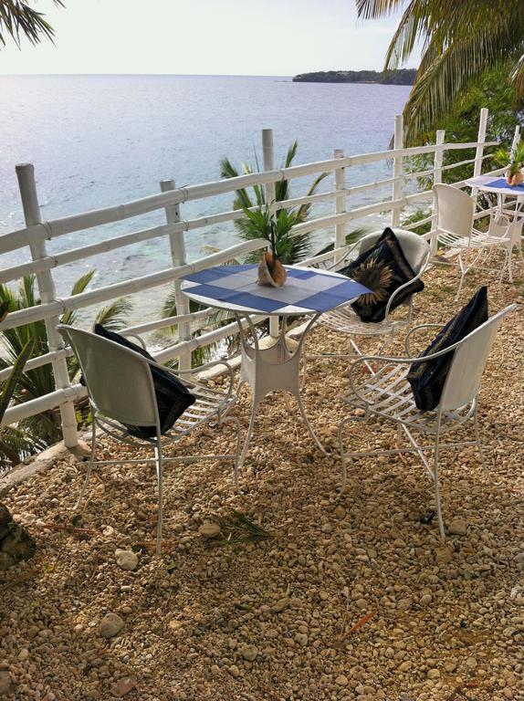 La Bella Beach House Boljoon Экстерьер фото