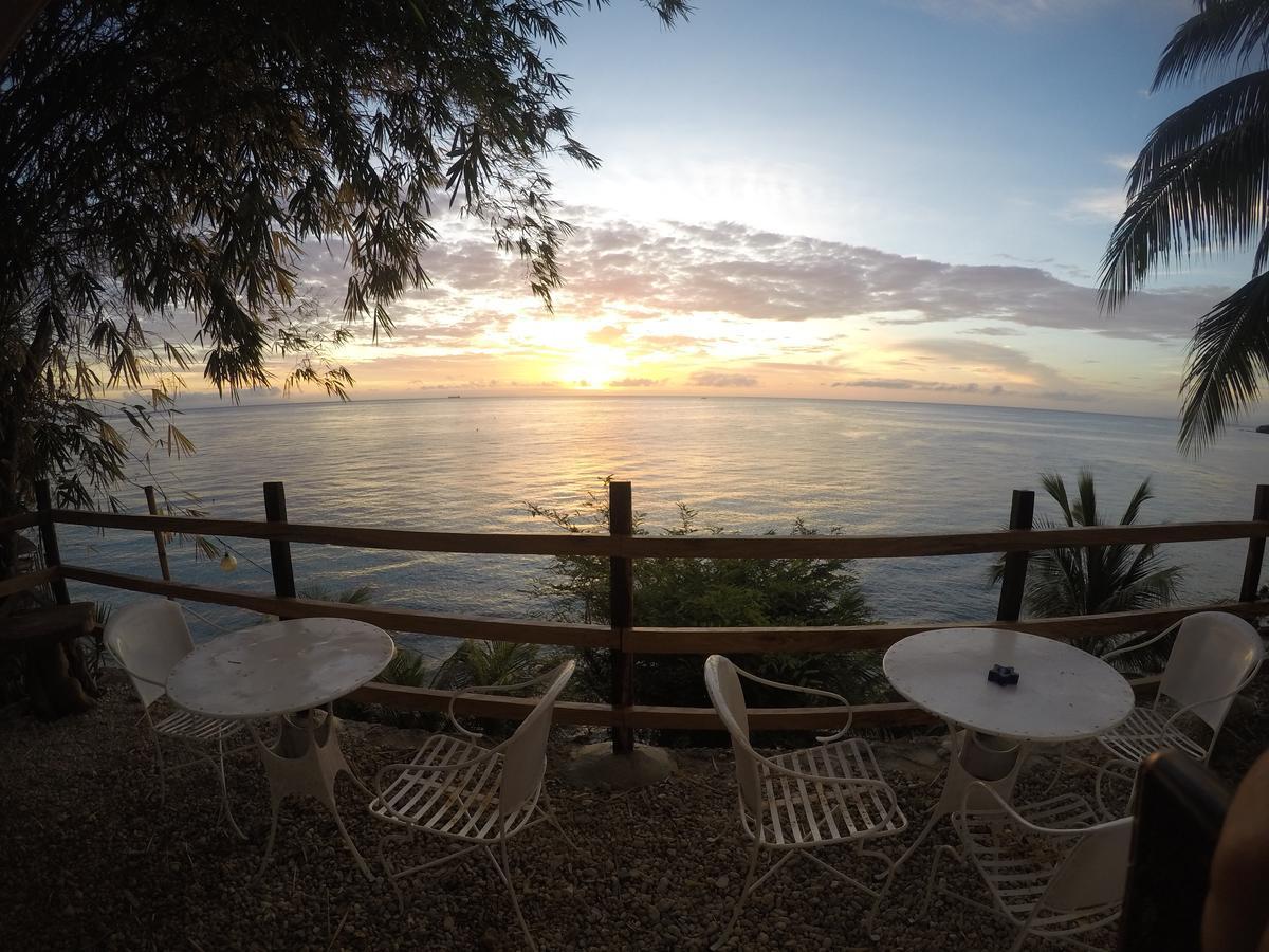La Bella Beach House Boljoon Экстерьер фото